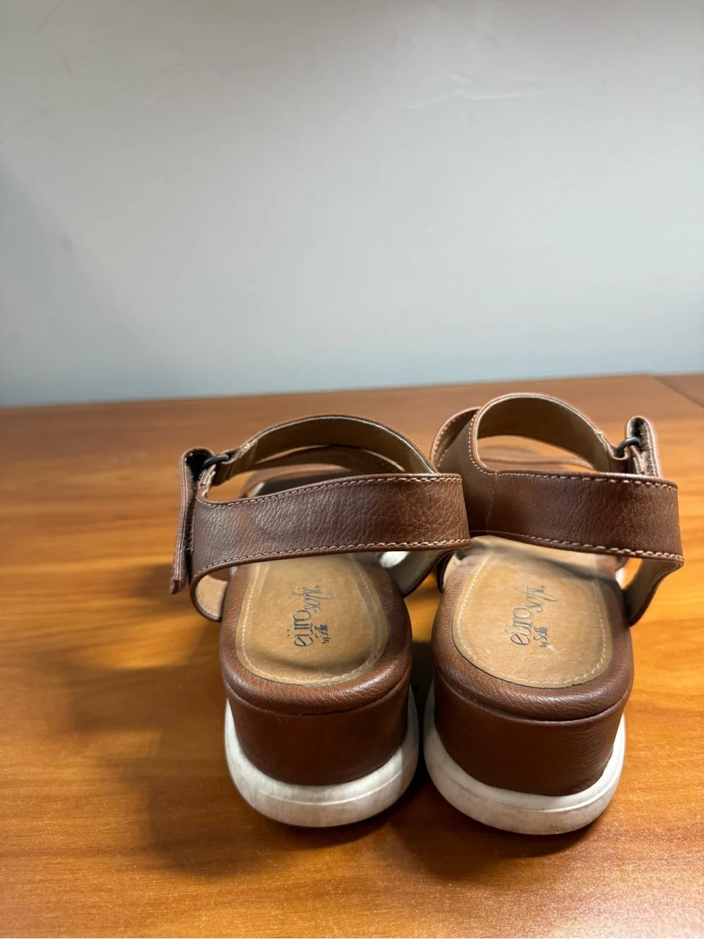 EuroSoft Joella Brown Comfort Sandal Slingback Strappy Ankle Strap Brown 8.5WIDE